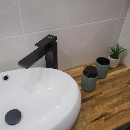 ヴィラ Lanterna Prapatnica