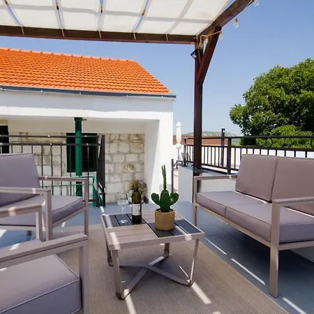 ヴィラ Lanterna Prapatnica