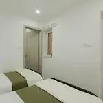 Lanterna Villa *