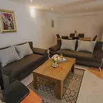 Lanterna Villa Prapatnica
